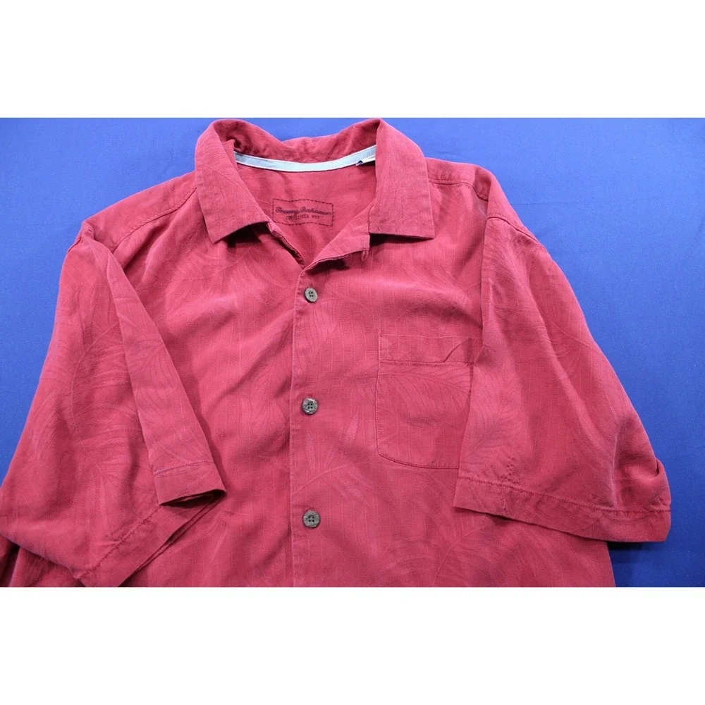 Tommy Bahama Button Up Shirt‎ Original Fit Red 100% Silk Size MediumTrees